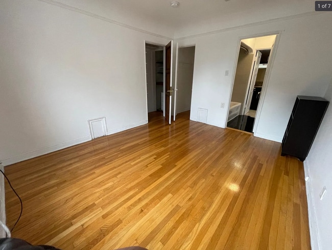 Building Photo - 1062 S Corning St Unit Upper