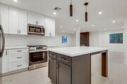 Photo - 13906 Sylvan St House