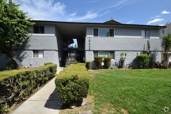 Building Photo - 10645 Valley Spring Ln Unit 21 Rental