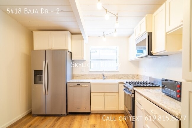 Building Photo - 5418 Baja Dr Unit 2