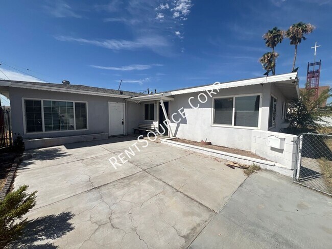 Photo - 1200 Kelly Dr