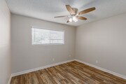 2BR, 1BA - 900SF - Bedroom - Courtyards Apartments