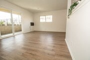 Photo - 1652 E Kingsley Ave