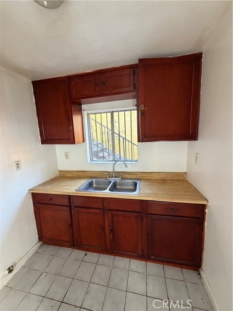 Photo - 529 S Humphreys Ave Unit 1/2