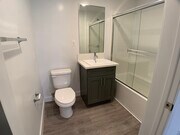 Photo - 14639-14645 Vanowen St