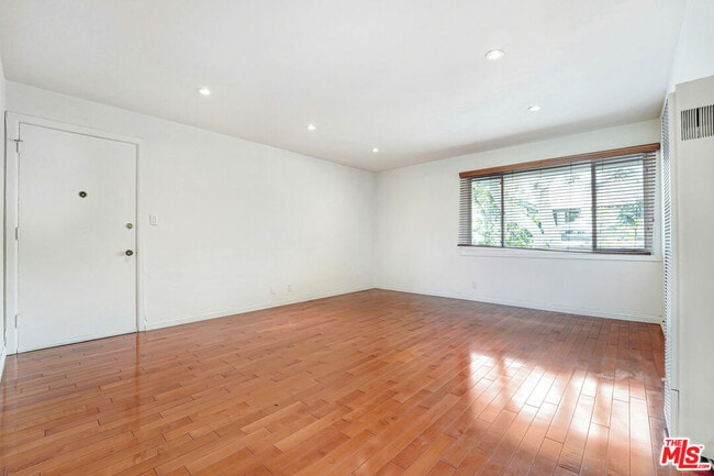 Photo - 1219 N Crescent Heights Blvd Unit C