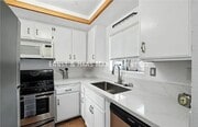 Photo - 955 E 3rd St Unit #304