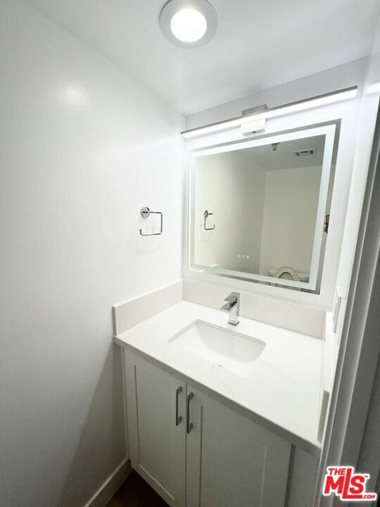 Photo - 10390 Wilshire Blvd Unit 709