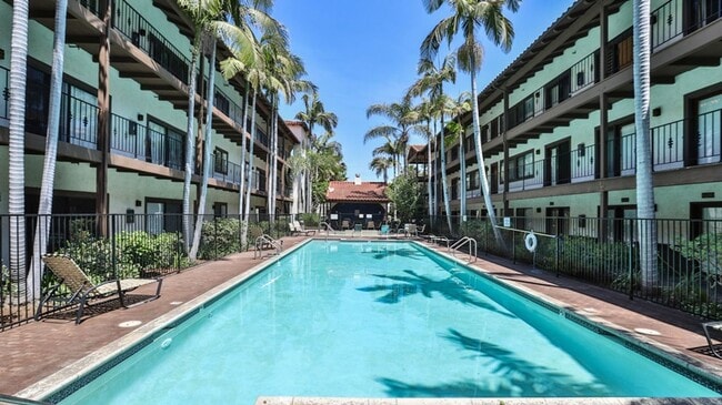 Building Photo - Los Caballeros #211 Unit 211-A