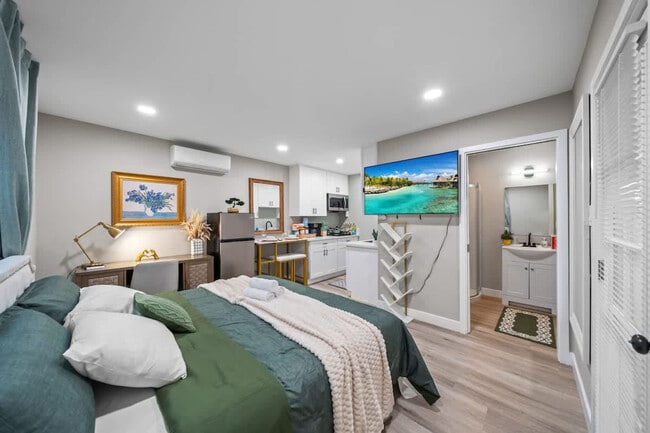 Building Photo - 9827 San Diego St Unit ID1465002P