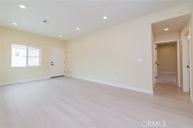 Photo - 642 W Grand Ave
