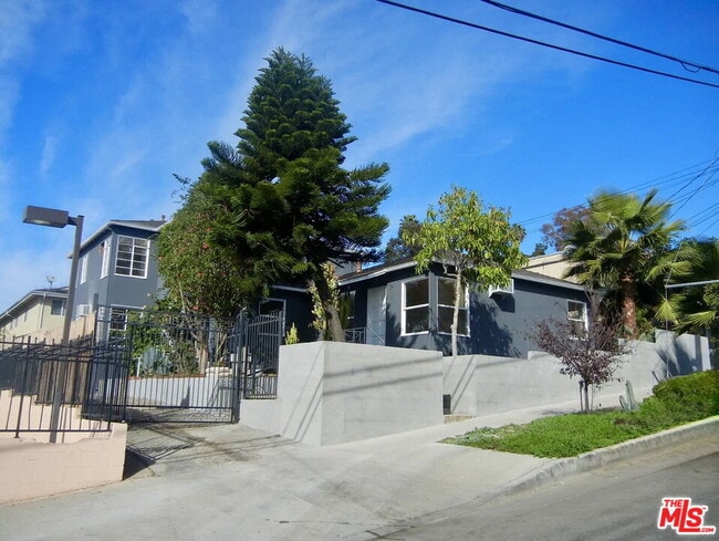 Photo - 1313 Douglas St Condo