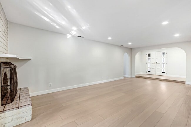 Photo - Spacious 3 Bedroom Upland Home, Available Now!