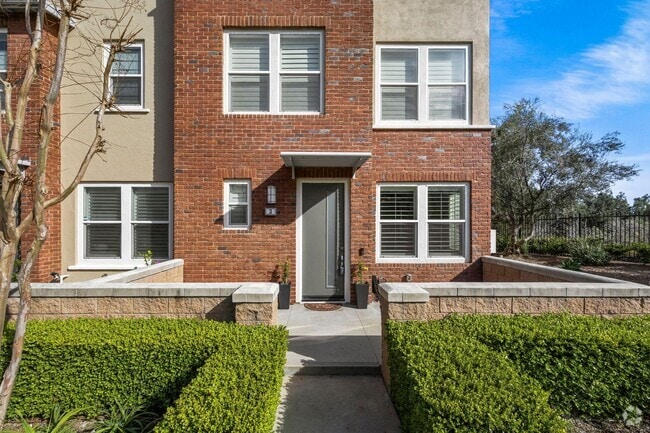 Building Photo - Gorgeous in Vantis Rental