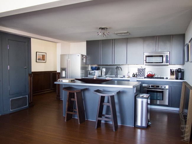 Building Photo - 257 S Spring St Unit PHE