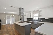 Photo - 794 W Winn Dr House