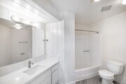 1BR, 1BA - 850SF - Bathroom - Nelk Manor Apartments