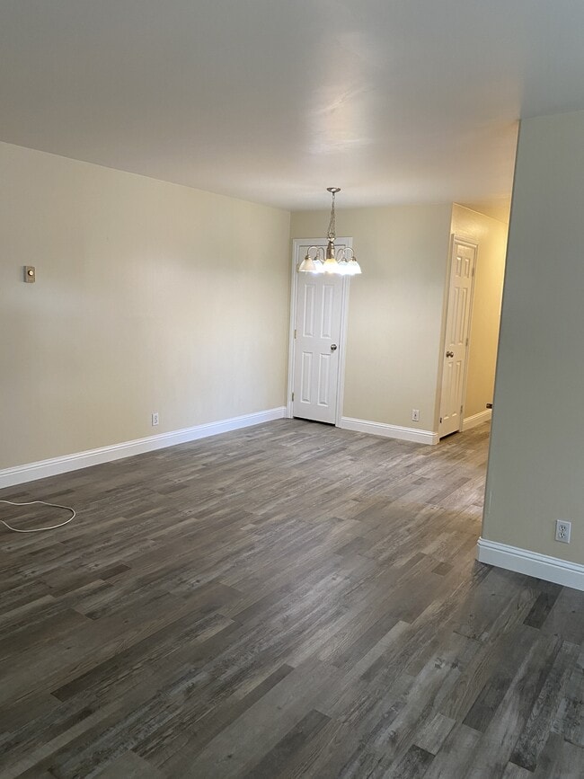 Photo - 2607 Anchor Ave