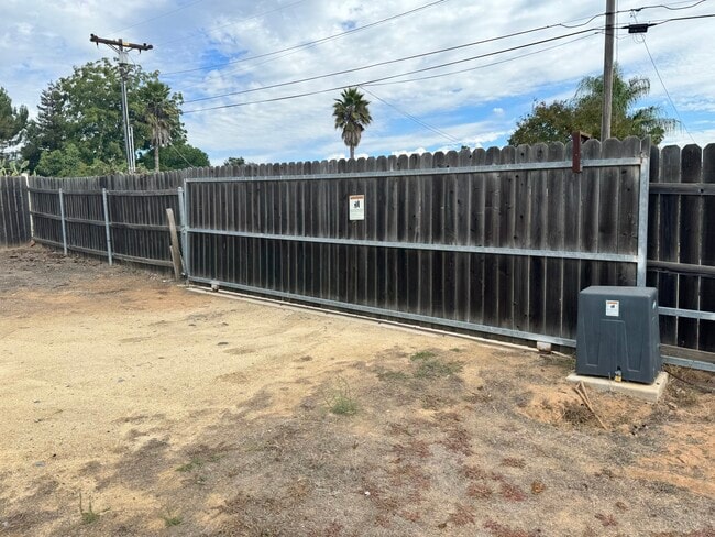 Photo - 1129 Via Estrellada