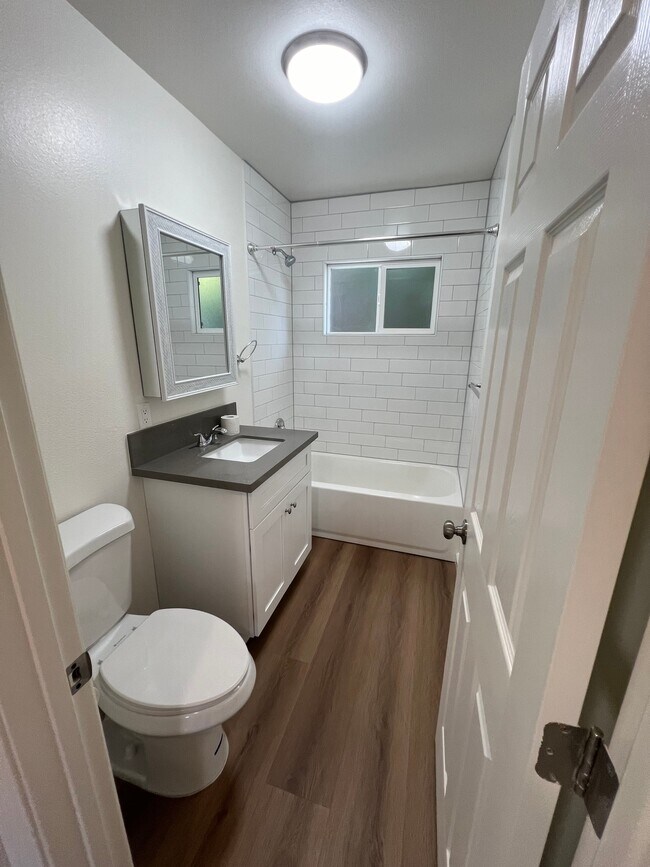 Photo - 140 E Colorado Blvd Unit C