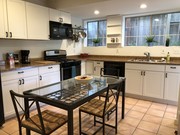 full kitchen - 2078 Mound St Apartment Unit 2078
