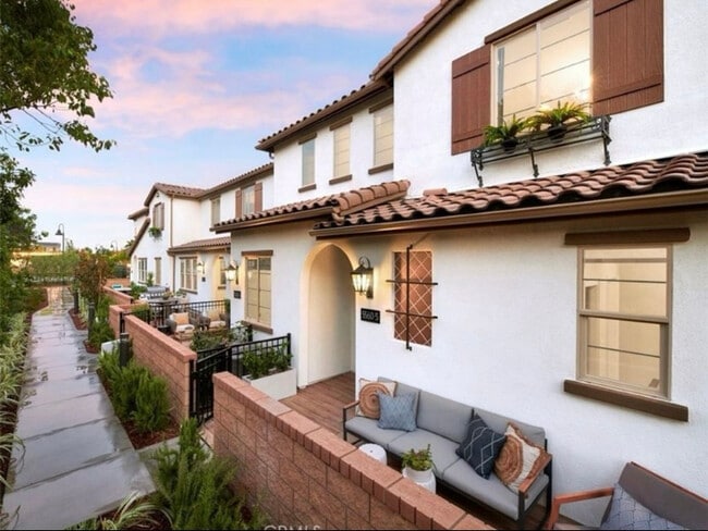 Photo - 5560 Kate Way Unit 3