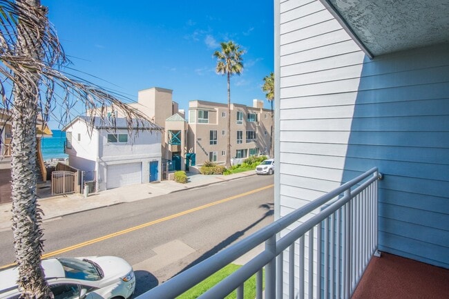 Building Photo - 2 Bed & 2 Bath Beach Condo with ocean view!