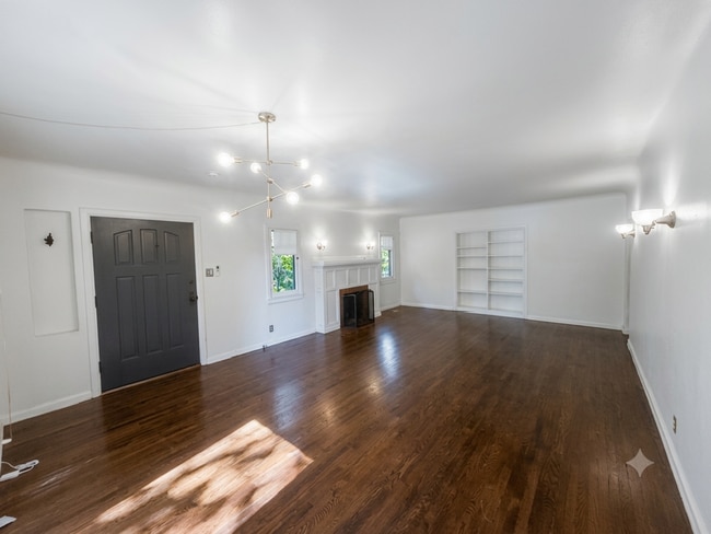 Photo - 1278 N Hudson Ave Unit 1278