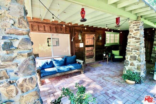 Photo - 20200 Paradise Ln
