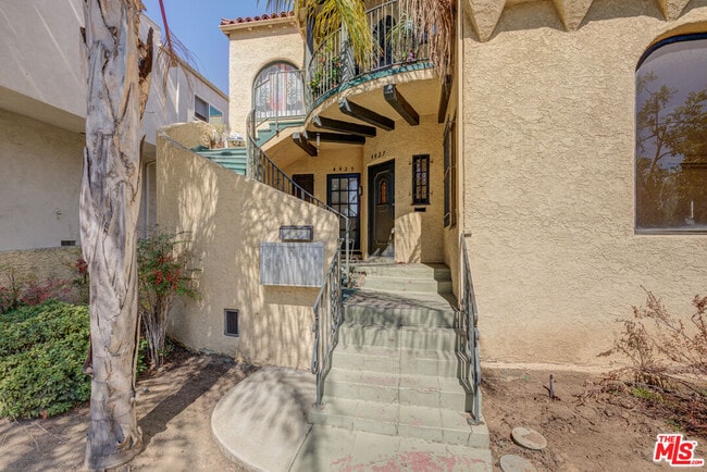 Photo - 4427 Finley Ave