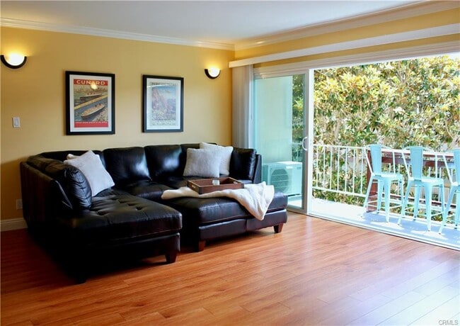 Building Photo - 2235 W 25th St Unit 105