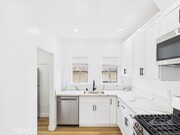 Photo - 1533 E 3rd St