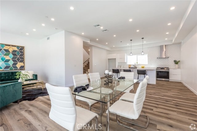 Photo - 5655 Hazeltine Ave Unit 2