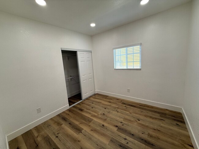 Photo - 514 N McDonnell Ave