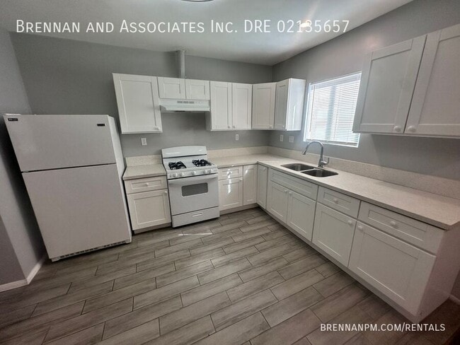 Photo - 1742 Kearney Ave
