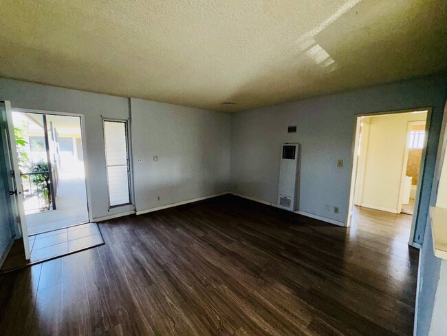 Photo - 920 N 1st St Unit G