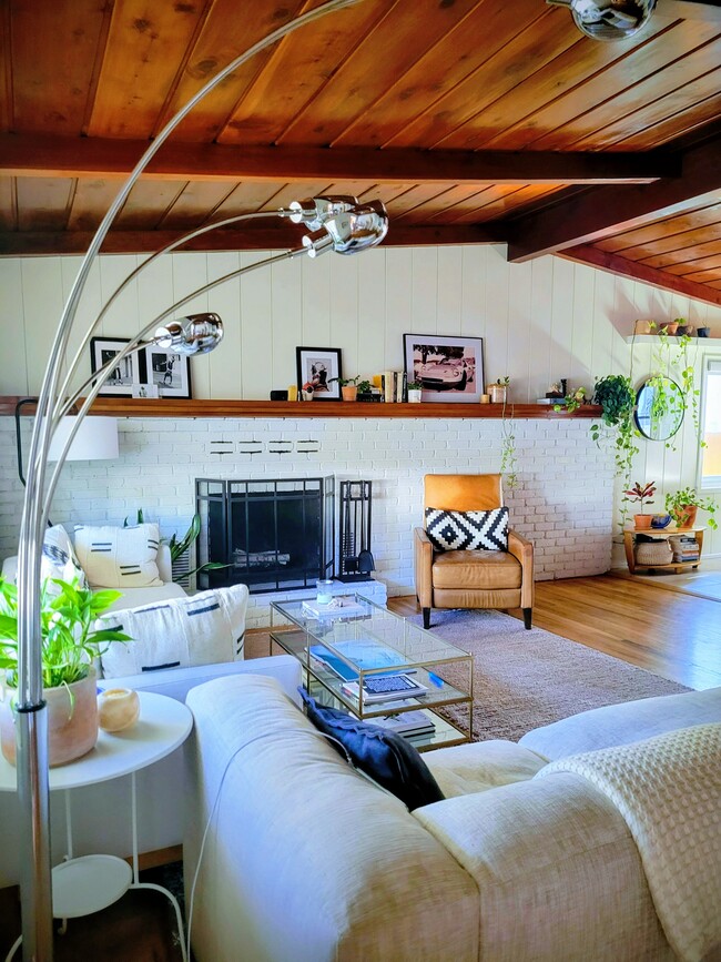 Photo - 133 S Myers St Unit Myers House