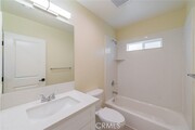 Photo - 642 W Grand Ave