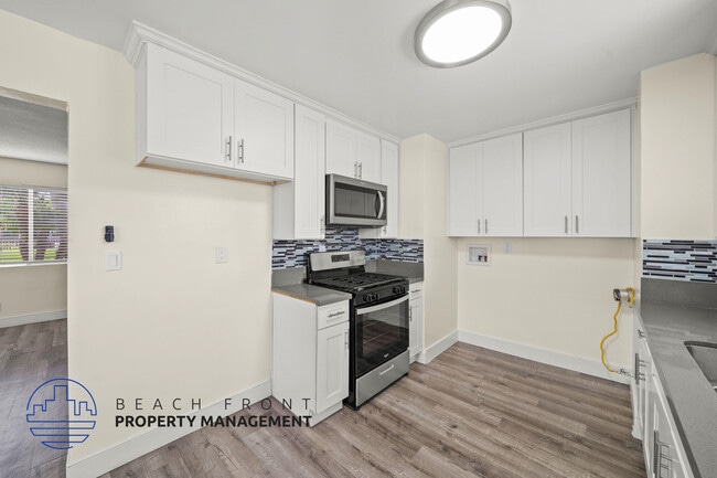 Photo - 1041-1045 Gulf