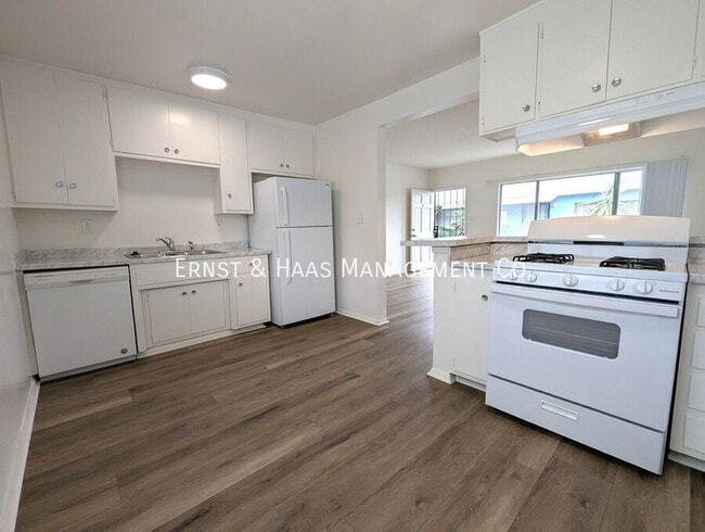 Photo - 1006 E 32nd St Unit D