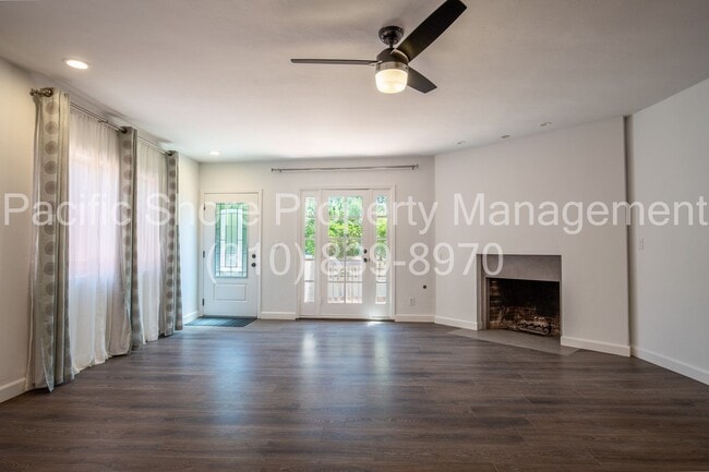 Photo - Updated 3-Bedroom First-Floor Condo in Prime Santa Monica Location Unit 1