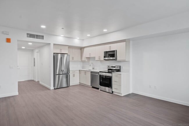 Photo - 2724 El Cajon Blvd Unit 604