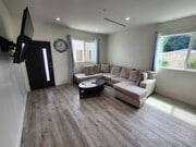 Photo - 10343 Jardine Ave