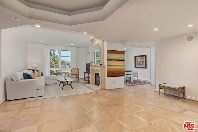 Photo - 430 N Oakhurst Dr Unit 202
