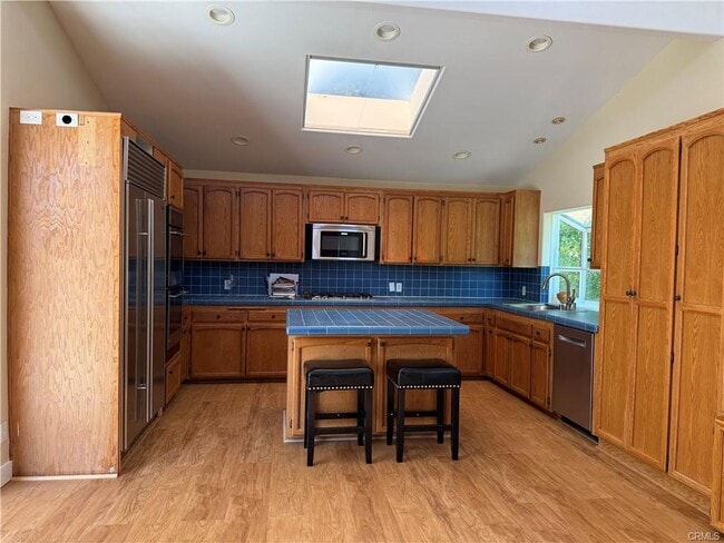 Photo - 1761 Deerhill Trail