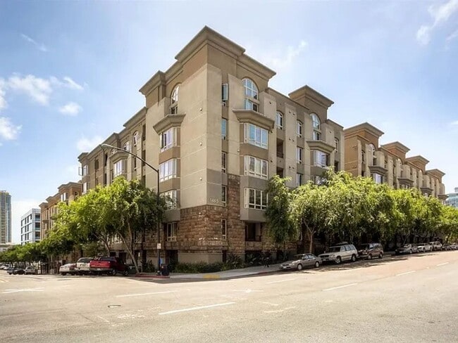 Building Photo - Downtown San Diego Urban Oasis – Available... Unit 3312