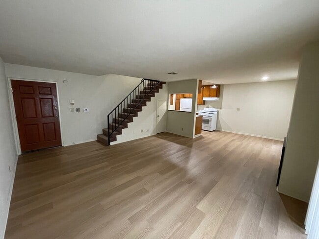 Photo - 3614 Faris Dr