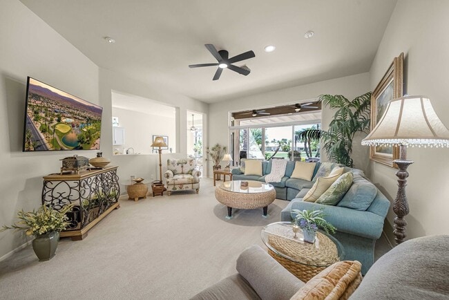 Photo - 78337 Gray Hawk Dr