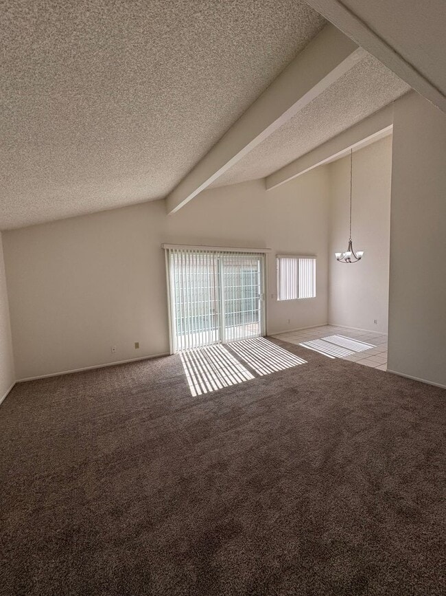Photo - Orchard Lane Condo for Rent near the 101 F...