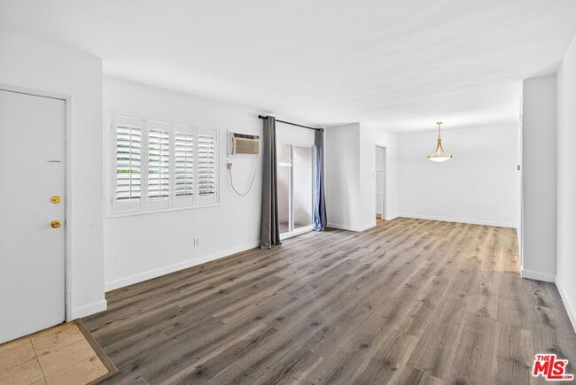 Photo - 630 Orlando Ave Unit 1